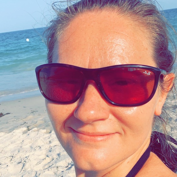 Meet your Posher, Lindsay - Picture 1 of 1